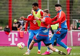 半岛体育在线官网-风云突变！拜仁慕尼黑赛前内部沟通，国王杯版图或变，震撼外界，赛季目标并未改变