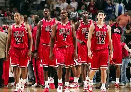 底特律活塞发布备战花絮；冲刺阶段扳平良机；欧联任务艰巨；训练强度明显提升